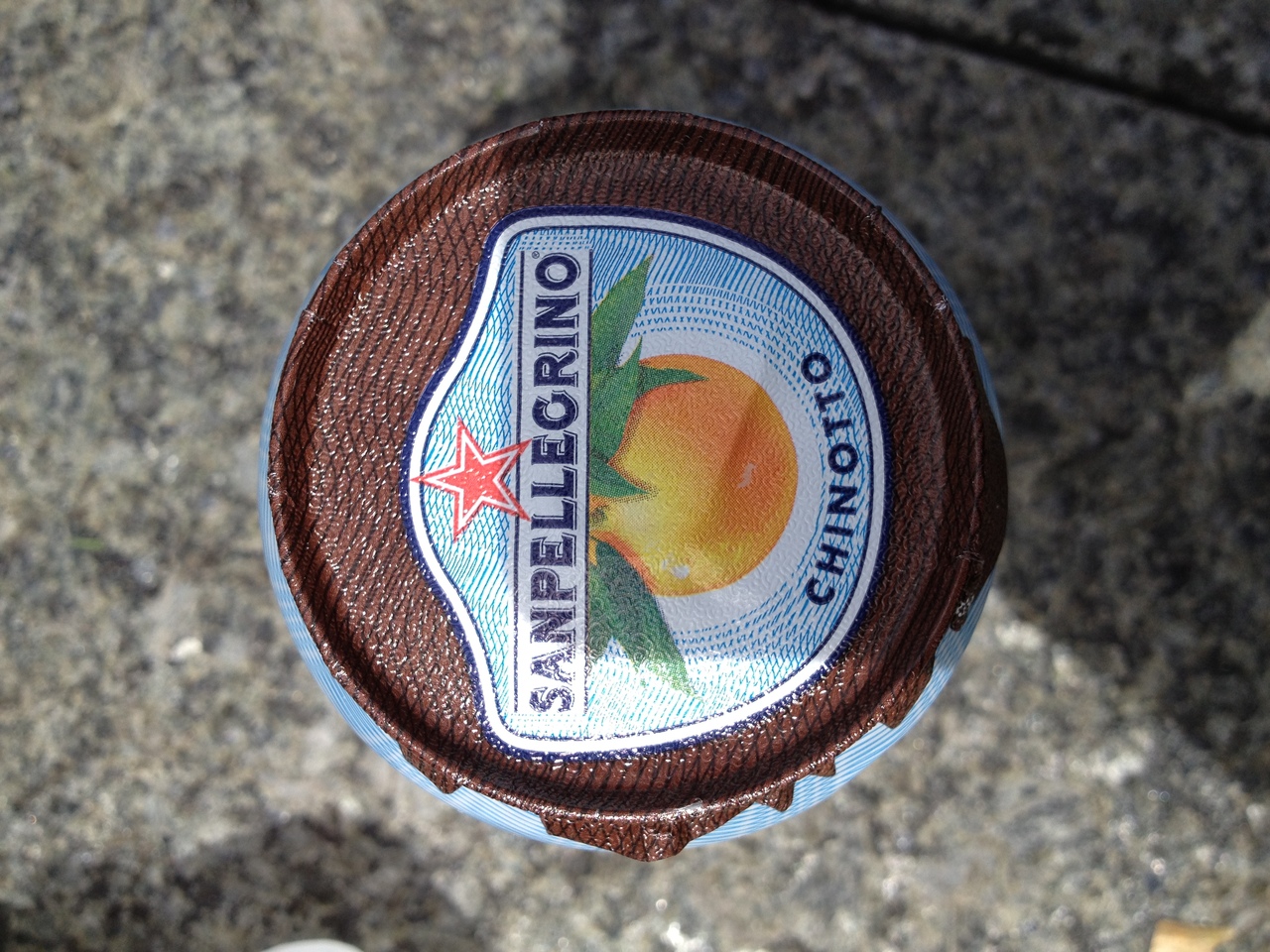 a can of chinotto